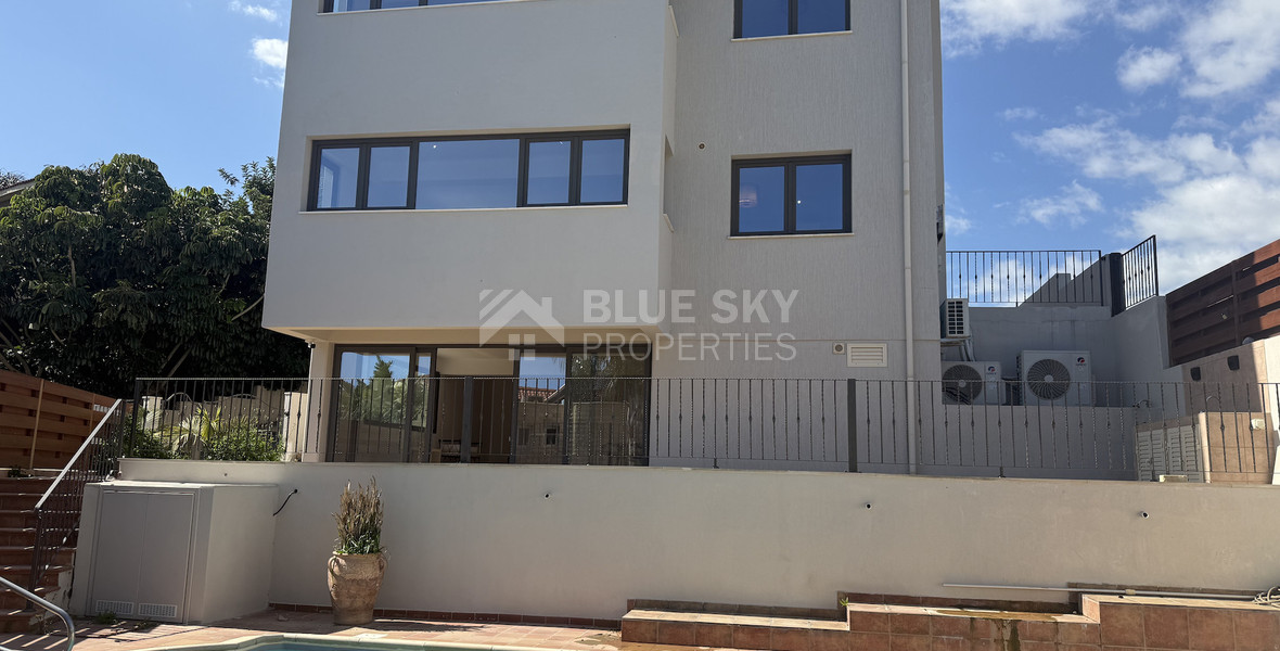 RENT: FURNISHED HOUSE WHICH INCLUDES ALL UTILITY BILLS, POOL AND GARDEN MAINTENANCE.