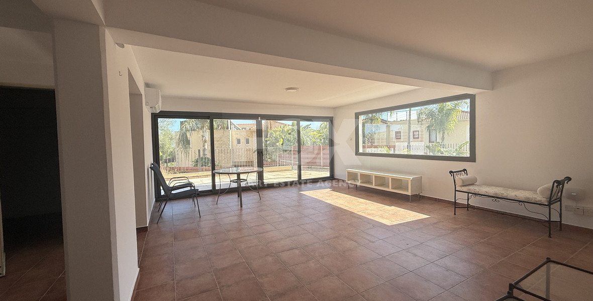 RENT: FURNISHED HOUSE WHICH INCLUDES ALL UTILITY BILLS, POOL AND GARDEN MAINTENANCE.