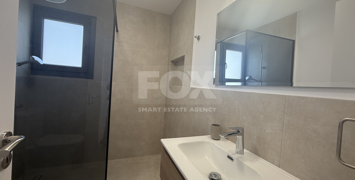 RENT: FURNISHED HOUSE WHICH INCLUDES ALL UTILITY BILLS, POOL AND GARDEN MAINTENANCE.