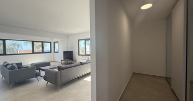 RENT: FURNISHED HOUSE WHICH INCLUDES ALL UTILITY BILLS, POOL AND GARDEN MAINTENANCE.