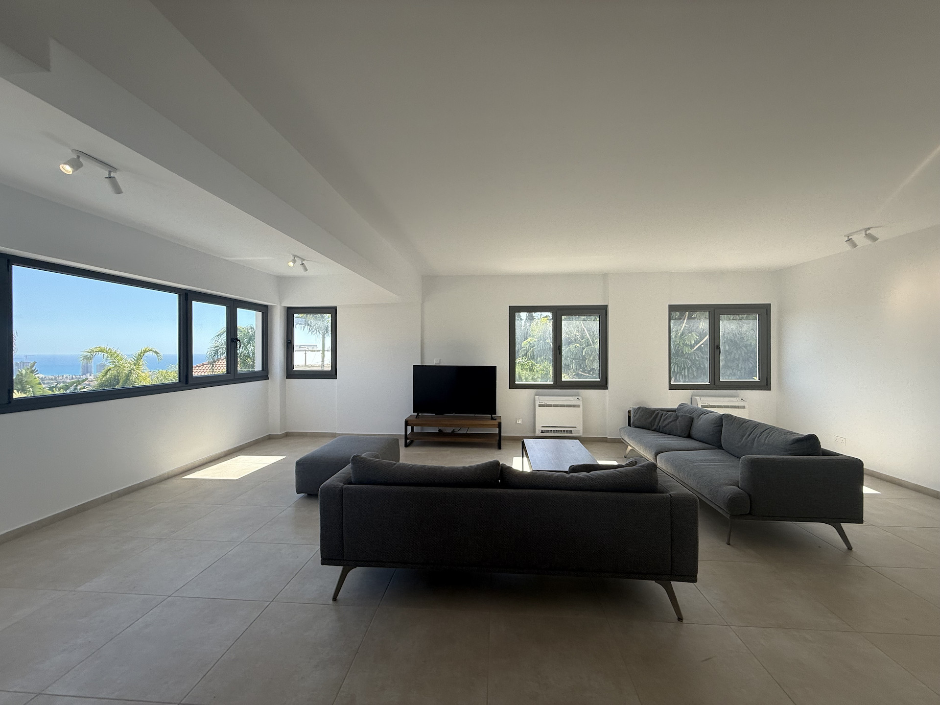 Apartamento 3 habitaciones 300 m² en Germasogeia, Chipre