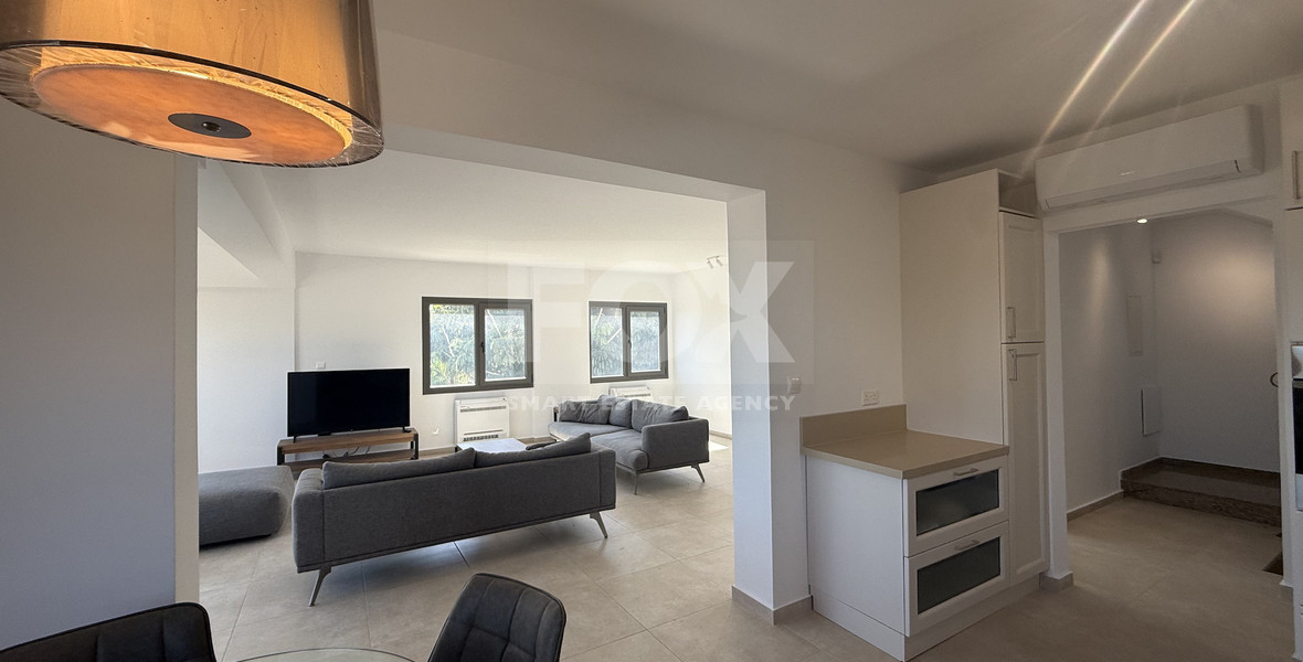 RENT: FURNISHED HOUSE WHICH INCLUDES ALL UTILITY BILLS, POOL AND GARDEN MAINTENANCE.