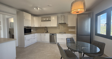 RENT: FURNISHED HOUSE WHICH INCLUDES ALL UTILITY BILLS, POOL AND GARDEN MAINTENANCE.