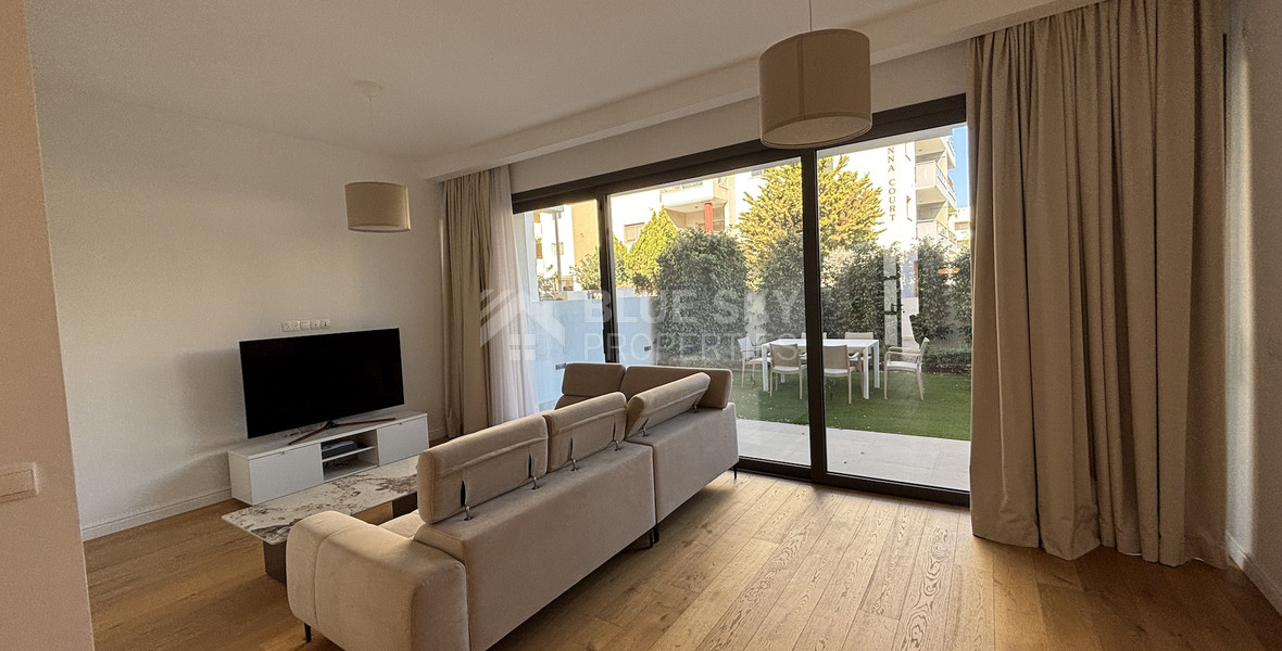 Fully Furnished Semi-Detached House in Mesa Geitonia For Rent