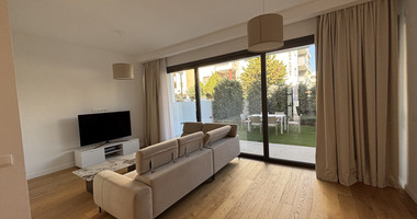 Fully Furnished Semi-Detached House in Mesa Geitonia For Rent