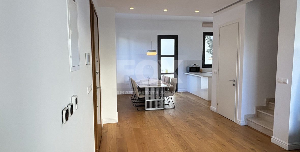 Fully Furnished Semi-Detached House in Mesa Geitonia For Rent