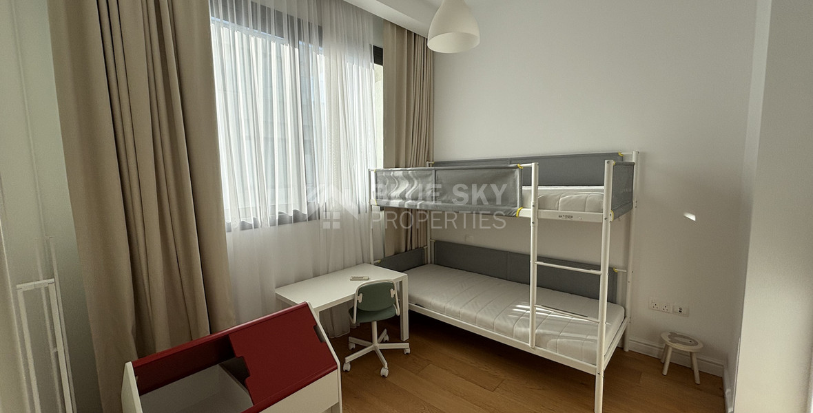 Fully Furnished Semi-Detached House in Mesa Geitonia For Rent