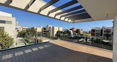 Fully Furnished Semi-Detached House in Mesa Geitonia For Rent