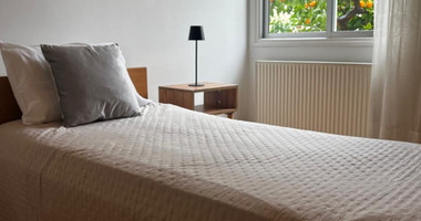 FOR RENT FURNISHED TWO BEDROOM APARTMENT IN AGIA ZONI WALKING DISTANCE TO MAKARIOS AVENUE AND HISTORICAL TOWN.