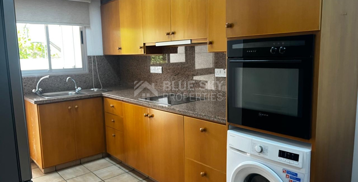 FOR RENT FURNISHED TWO BEDROOM APARTMENT IN AGIA ZONI WALKING DISTANCE TO MAKARIOS AVENUE AND HISTORICAL TOWN.