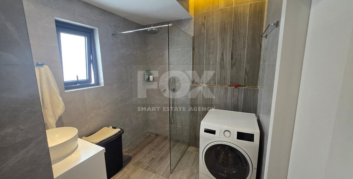 Luxury Renovated Penthouse with Private Rooftop for Rent in Germasogeia: Walk to Beach, Next to Green Area