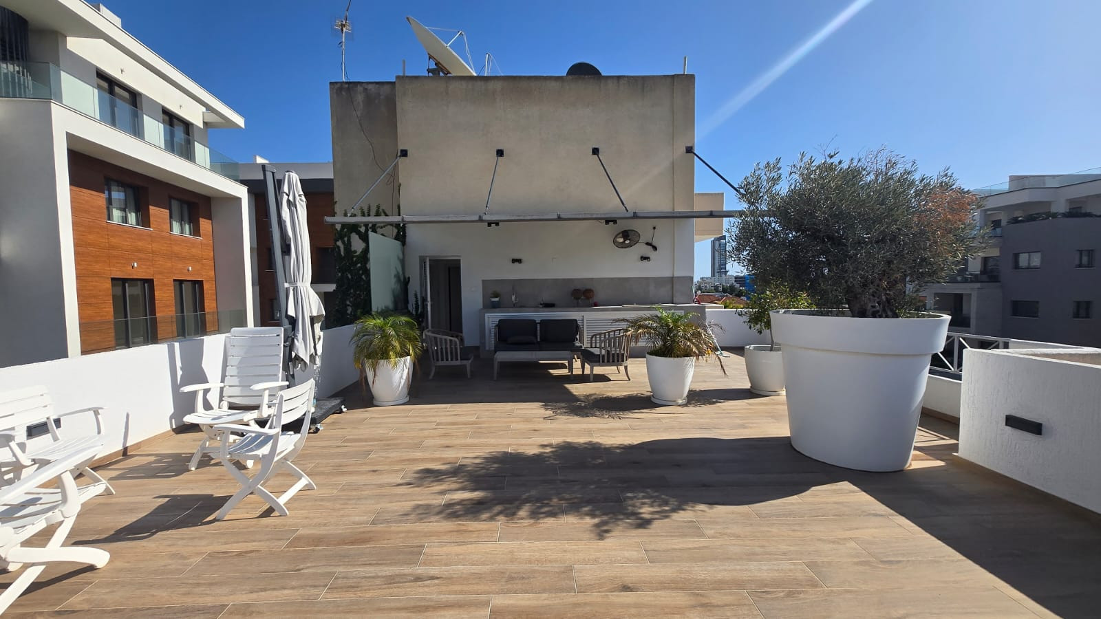 Mieszkanie 2 pokoi 82 m² w Jermasoja, Cypr