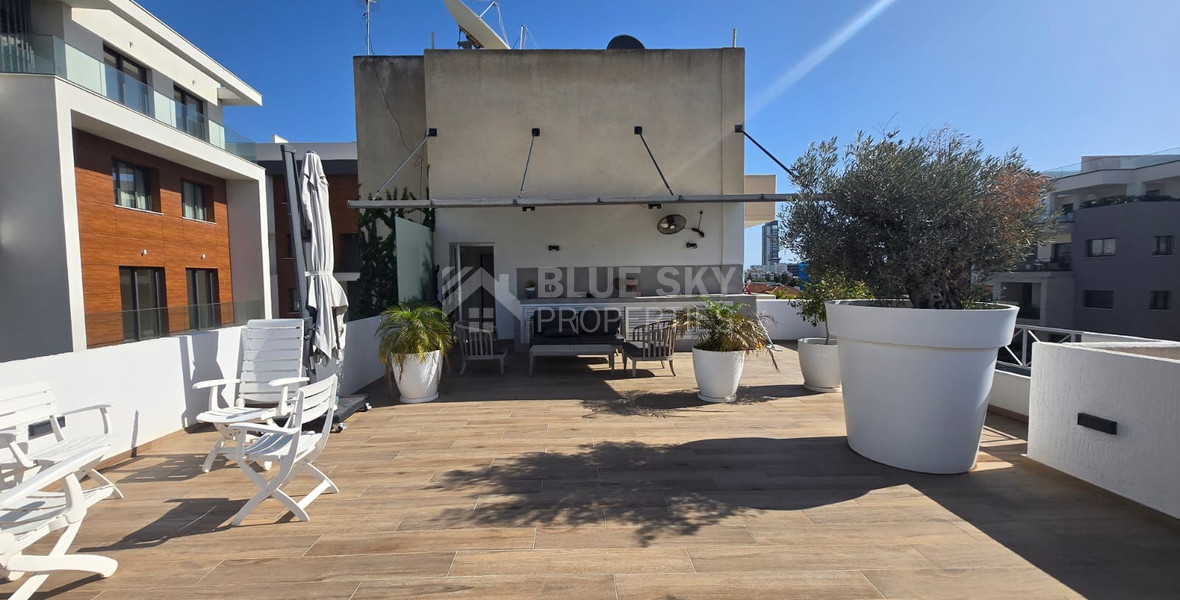Luxury Renovated Penthouse with Private Rooftop for Rent in Germasogeia: Walk to Beach, Next to Green Area
