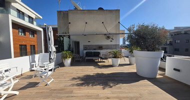 Luxury Renovated Penthouse with Private Rooftop for Rent in Germasogeia: Walk to Beach, Next to Green Area