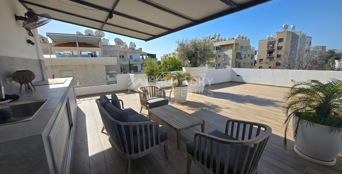 Luxury Renovated Penthouse with Private Rooftop for Rent in Germasogeia: Walk to Beach, Next to Green Area