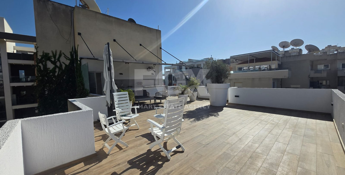 Luxury Renovated Penthouse with Private Rooftop for Rent in Germasogeia: Walk to Beach, Next to Green Area