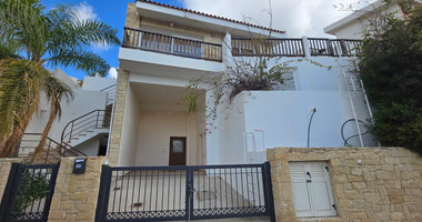 Stunning three plus one Bedroom Detached Villa for Sale in Chloraka, Paphos: with Private Swimming Pool and Unobstructed Sea Views