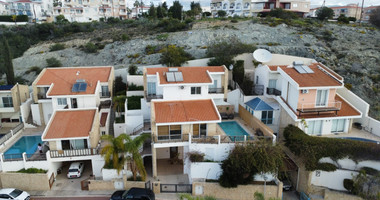 Stunning three plus one Bedroom Detached Villa for Sale in Chloraka, Paphos: with Private Swimming Pool and Unobstructed Sea Views
