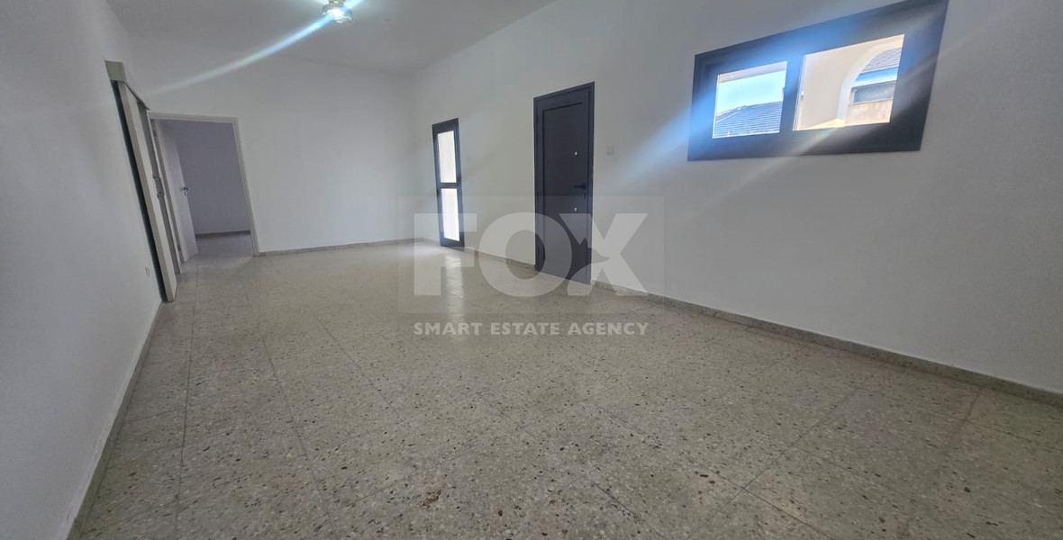 Two bedroom ground floor house for rent in Souni, with garden