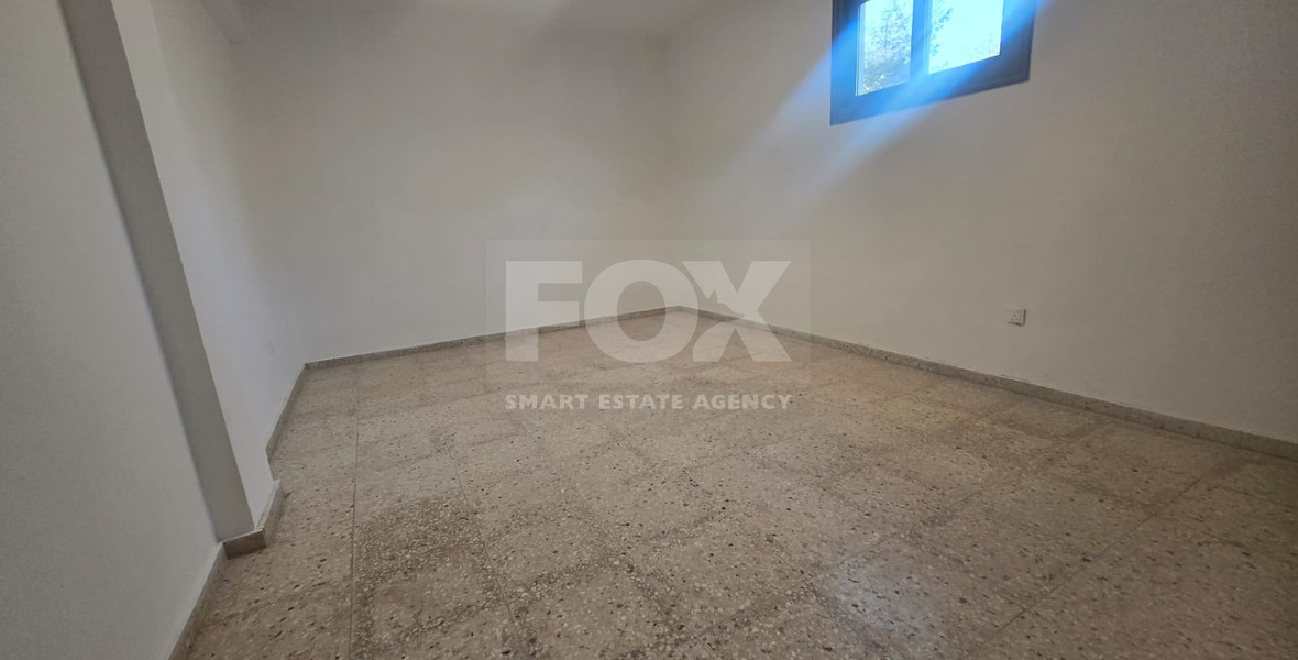 Two bedroom ground floor house for rent in Souni, with garden