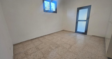 Two bedroom ground floor house for rent in Souni, with garden