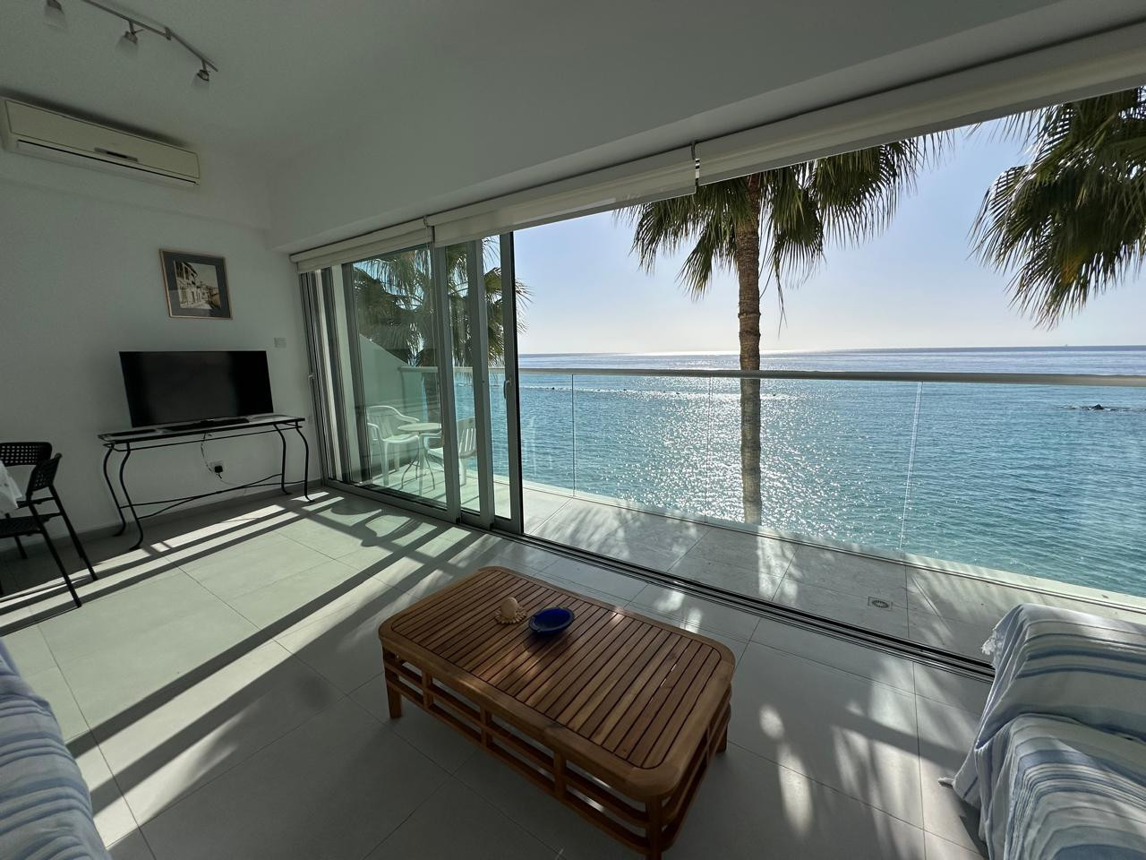 3 bedroom apartment 100 m² in Germasogeia, Cyprus