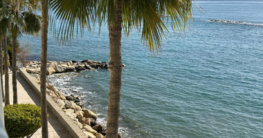 Seafront three -Bedroom Apartment FOR RENT | Germasogeia Tourist Area, Limassol