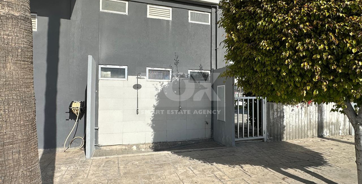 Seafront three -Bedroom Apartment FOR RENT | Germasogeia Tourist Area, Limassol