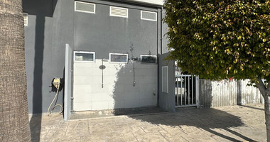 Seafront three -Bedroom Apartment FOR RENT | Germasogeia Tourist Area, Limassol