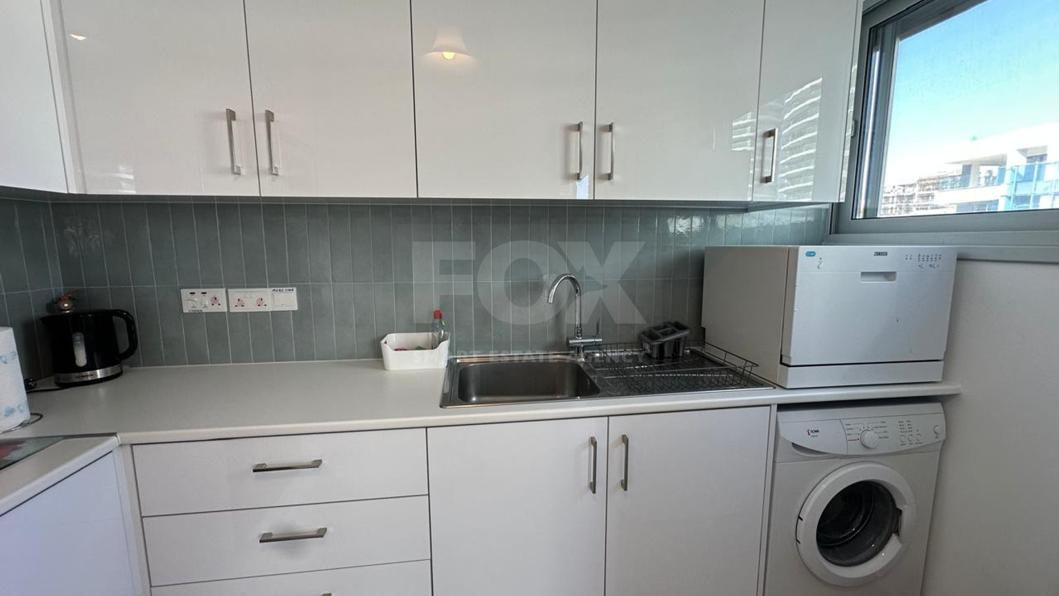 Seafront three -Bedroom Apartment FOR RENT | Germasogeia Tourist Area, Limassol