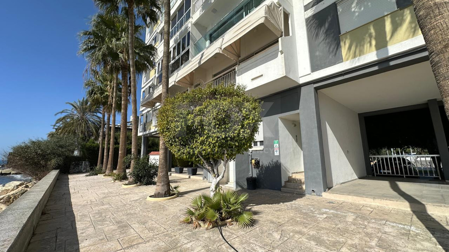 Seafront three -Bedroom Apartment FOR RENT | Germasogeia Tourist Area, Limassol