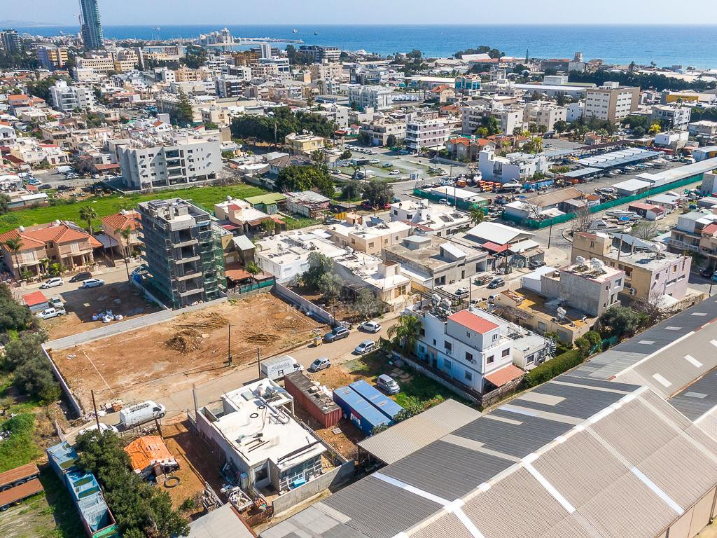 For Sale 4 Bedrooms Detached House with Pilotis in Omonia Area – Limassol