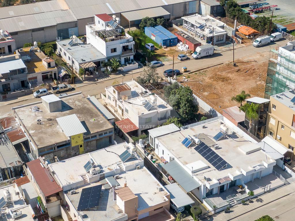 For Sale 4 Bedrooms Detached House with Pilotis in Omonia Area – Limassol