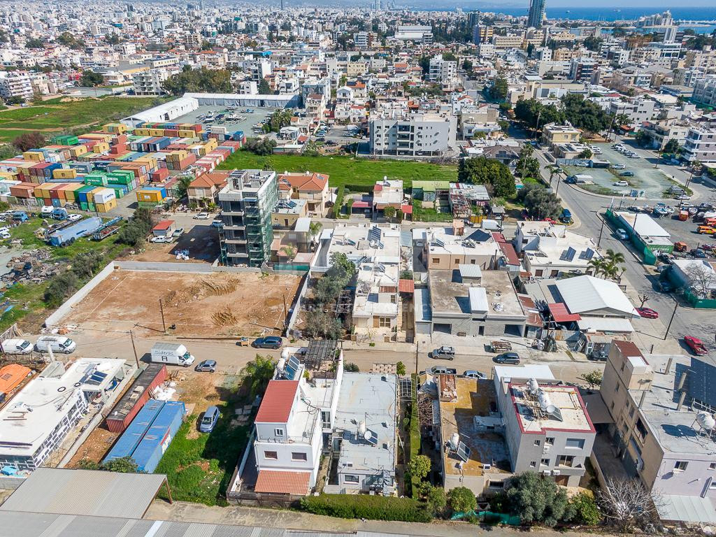 For Sale 4 Bedrooms Detached House with Pilotis in Omonia Area – Limassol