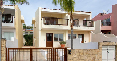 Two-Bedroom Apartment for Sale in Melanos, Chloraka – Partial Sea View & Title Deed