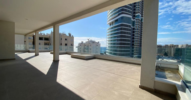 Luxury 6th Floor Penthouse for Sale in Neapolis – 80m from the Sea