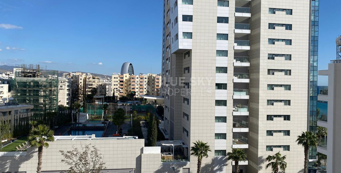 Luxury 6th Floor Penthouse for Sale in Neapolis – 80m from the Sea