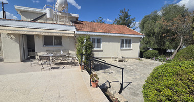 For Rent Detached residence With Big Garden And Panoramic View in Finikaria Limassol