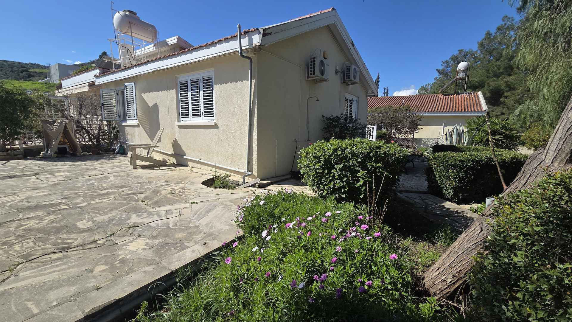 3 bedroom apartment 208 m² in Foinikaria, Cyprus