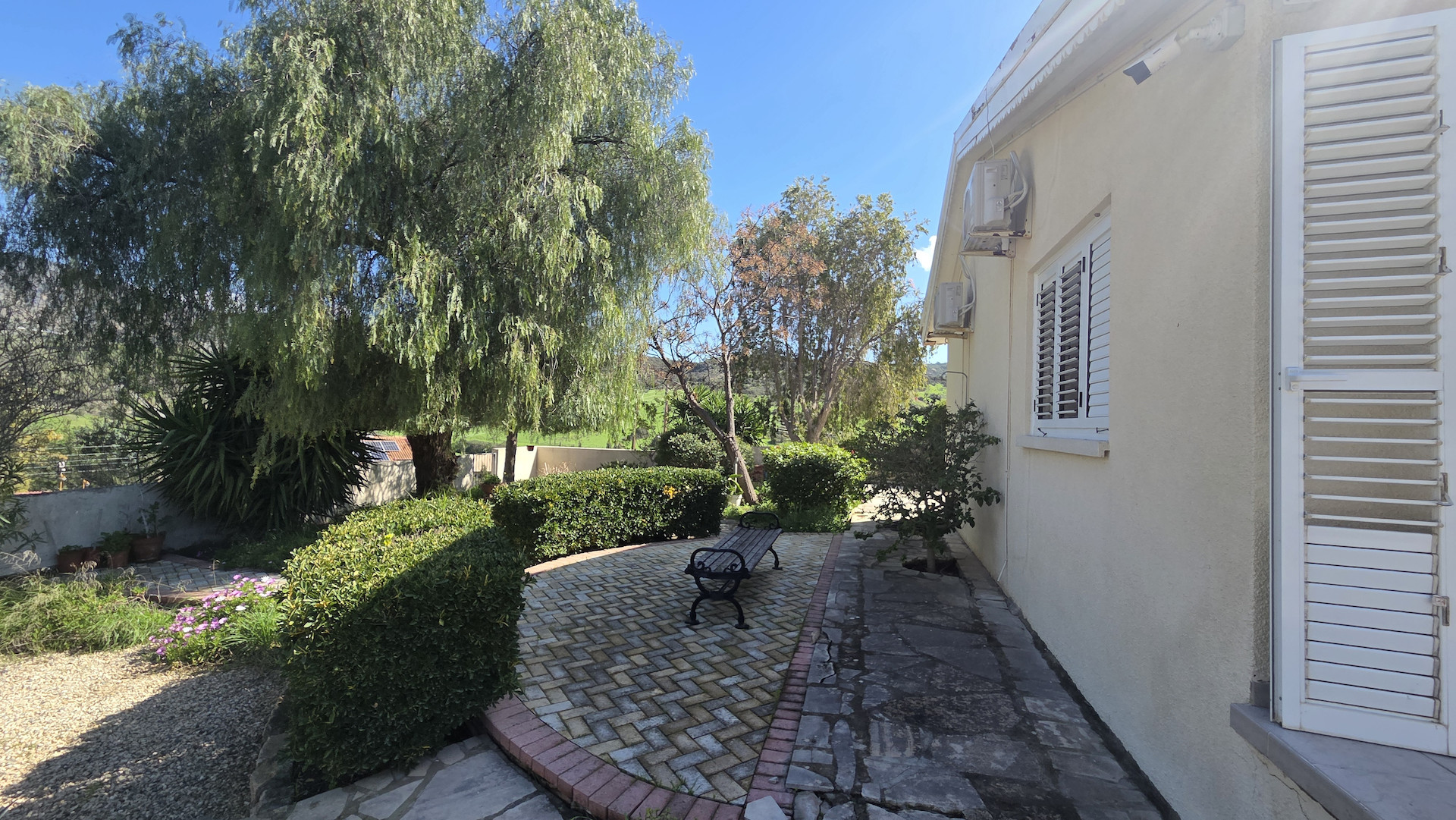 3 bedroom apartment 208 m² in Foinikaria, Cyprus