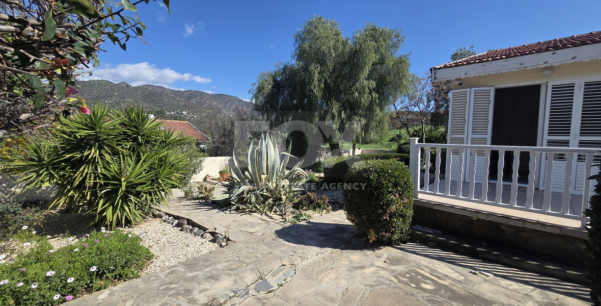 For Rent Detached residence With Big Garden And Panoramic View in Finikaria Limassol