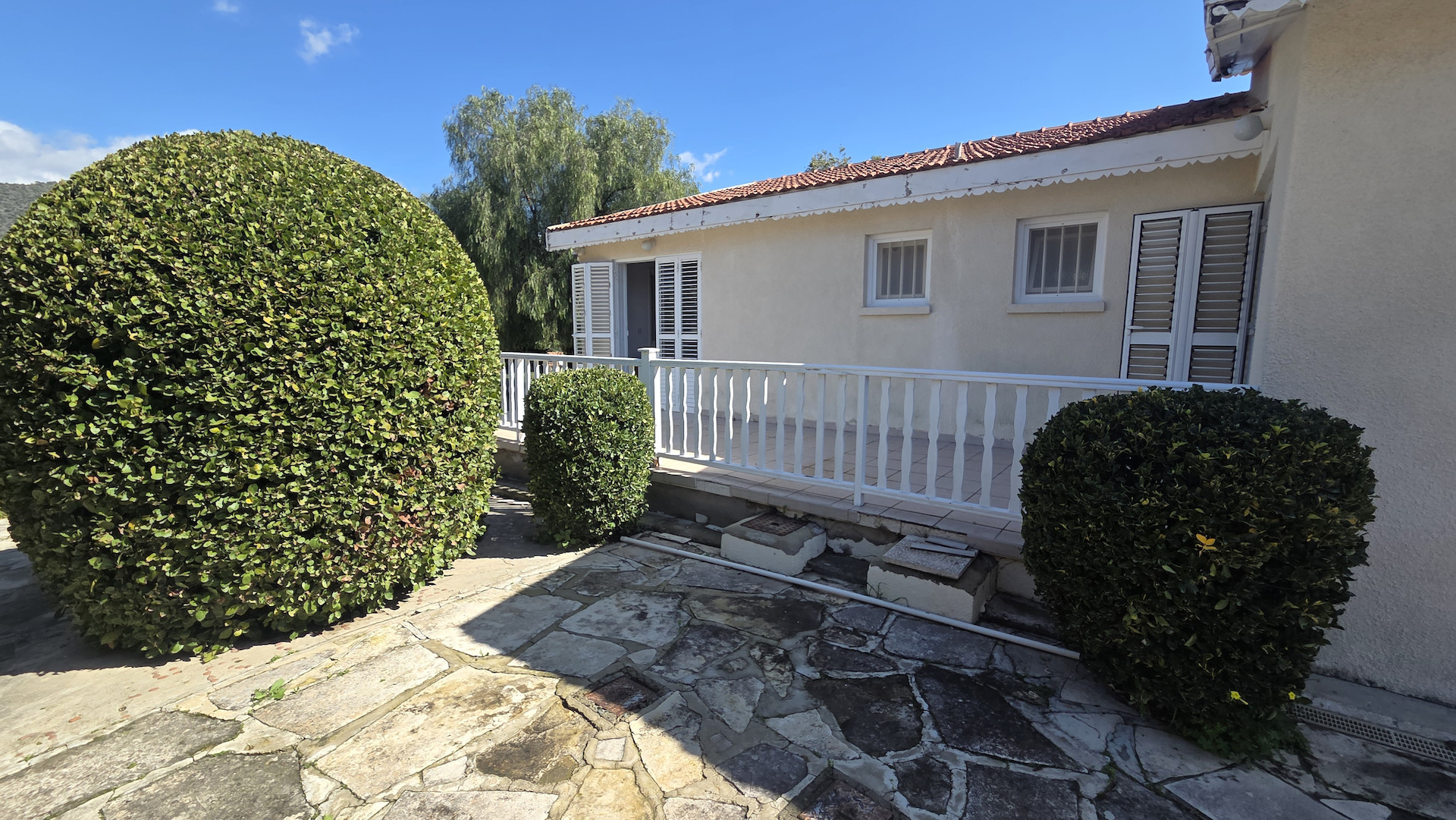 3 bedroom apartment 208 m² in Foinikaria, Cyprus