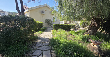 For Rent Detached residence With Big Garden And Panoramic View in Finikaria Limassol