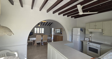 For Rent Detached residence With Big Garden And Panoramic View in Finikaria Limassol