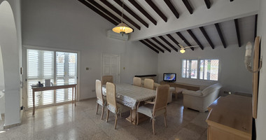 For Rent Detached residence With Big Garden And Panoramic View in Finikaria Limassol