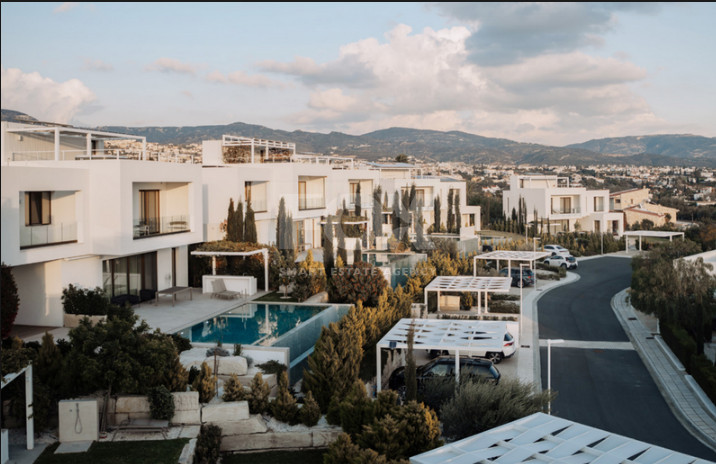 A premium gated four bedroom luxury villa located in the Pegeia , Paphos