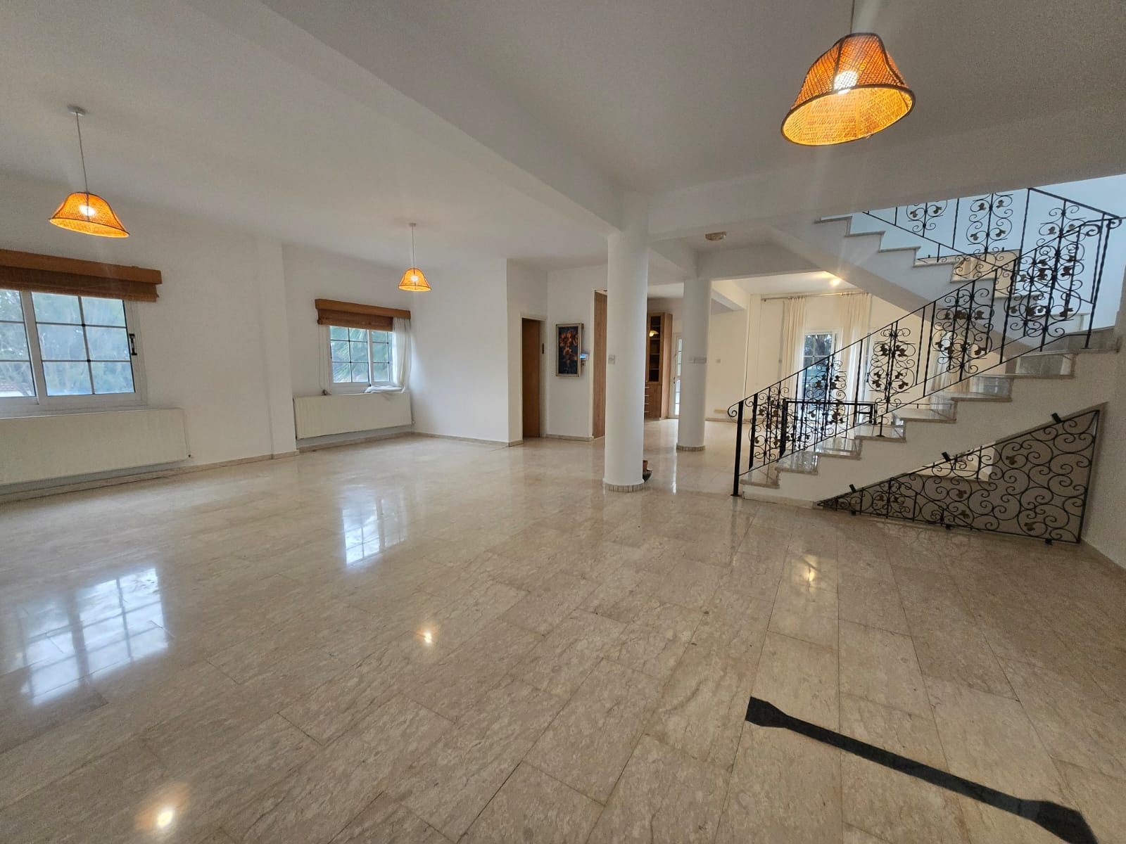 5 bedroom apartment 600 m² in Pyrgos Lemesou, Cyprus