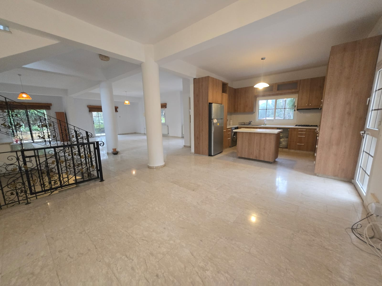 5 bedroom apartment 600 m² in Pyrgos Lemesou, Cyprus