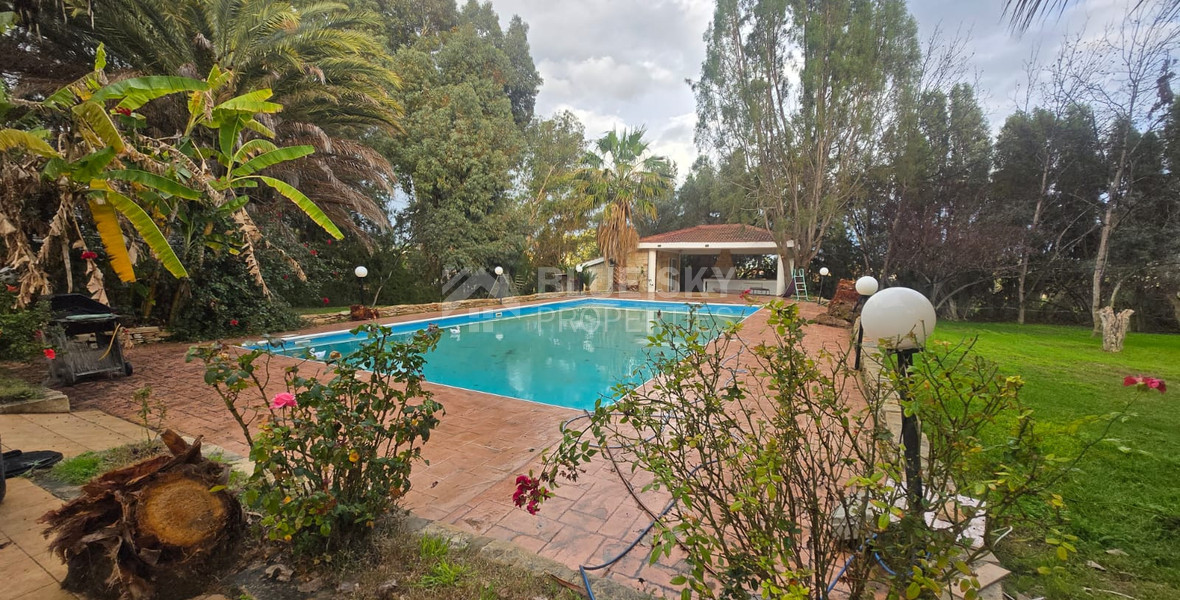 Five Bedroom Unfurnished House for Rent in Pyrgos, Limassol