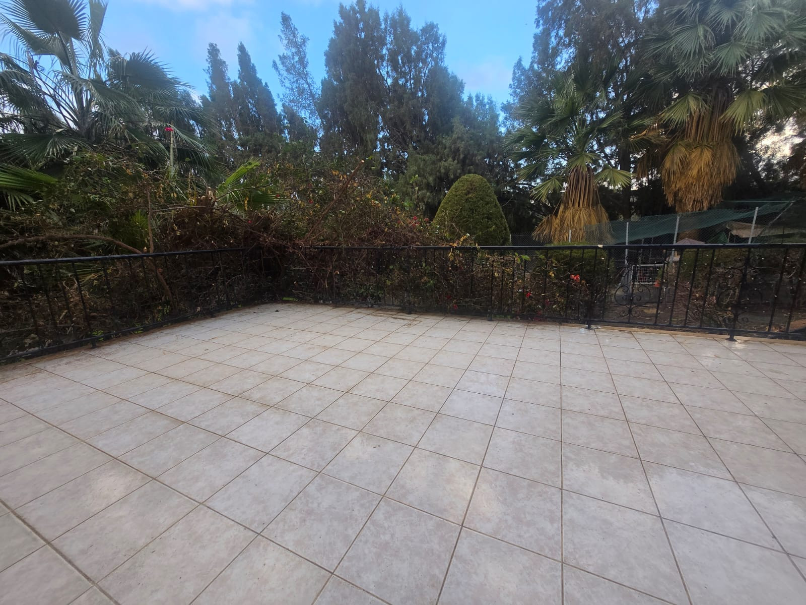 5 bedroom apartment 600 m² in Pyrgos Lemesou, Cyprus